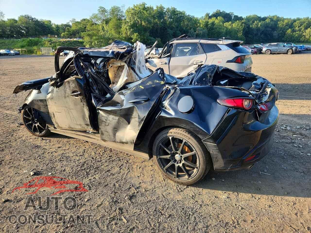 MAZDA 3 2019 - JM1BPANM2K1135824