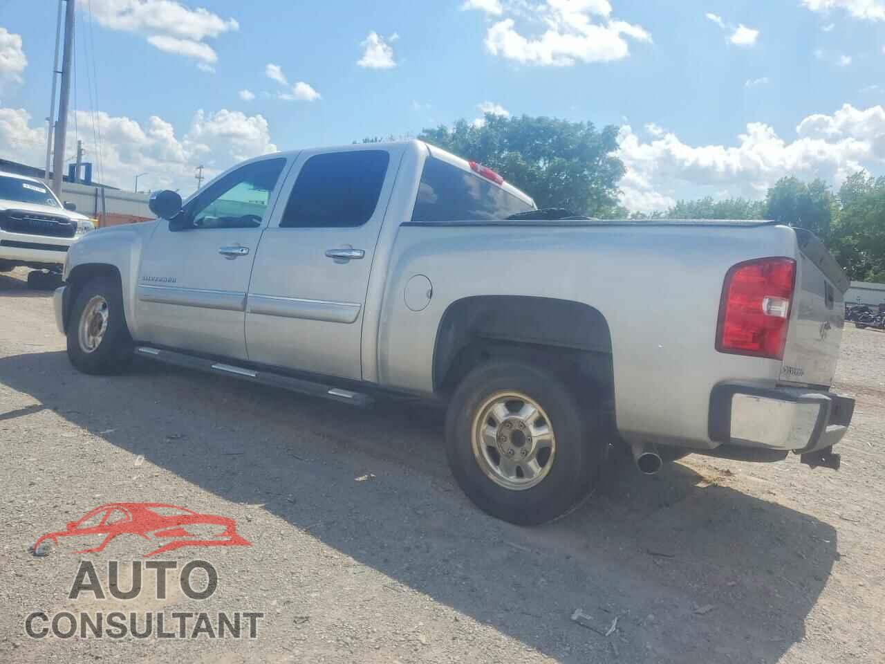 CHEVROLET SILVERADO 2011 - 3GCPCSE04BG166319