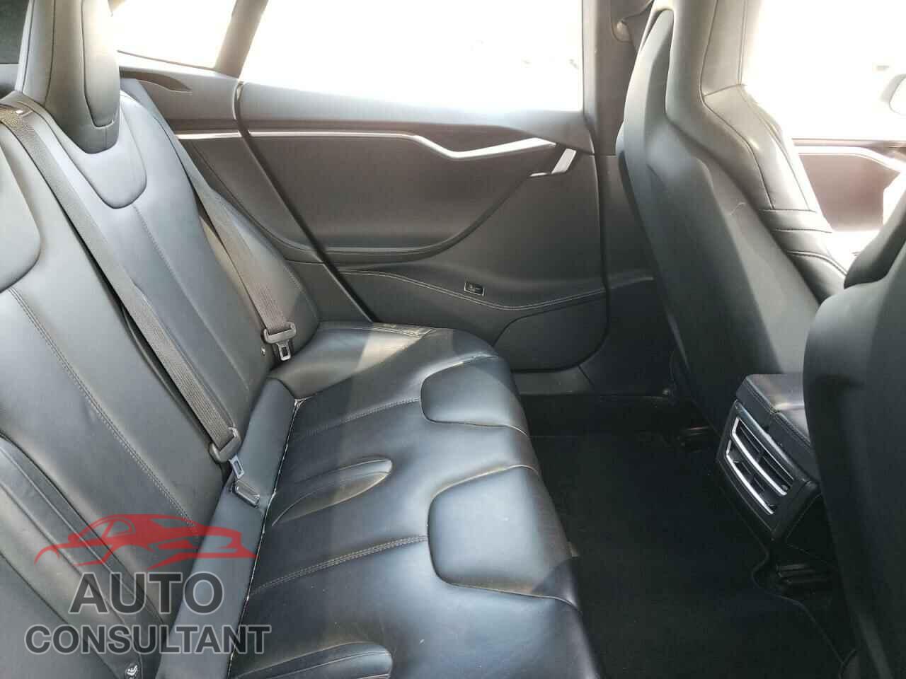 TESLA MODEL S 2016 - 5YJSA1E28GF122607