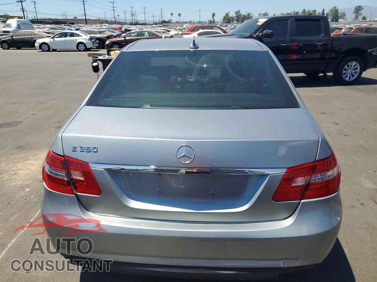 MERCEDES-BENZ E-CLASS 2012 - WDDHF5KBXCA608836