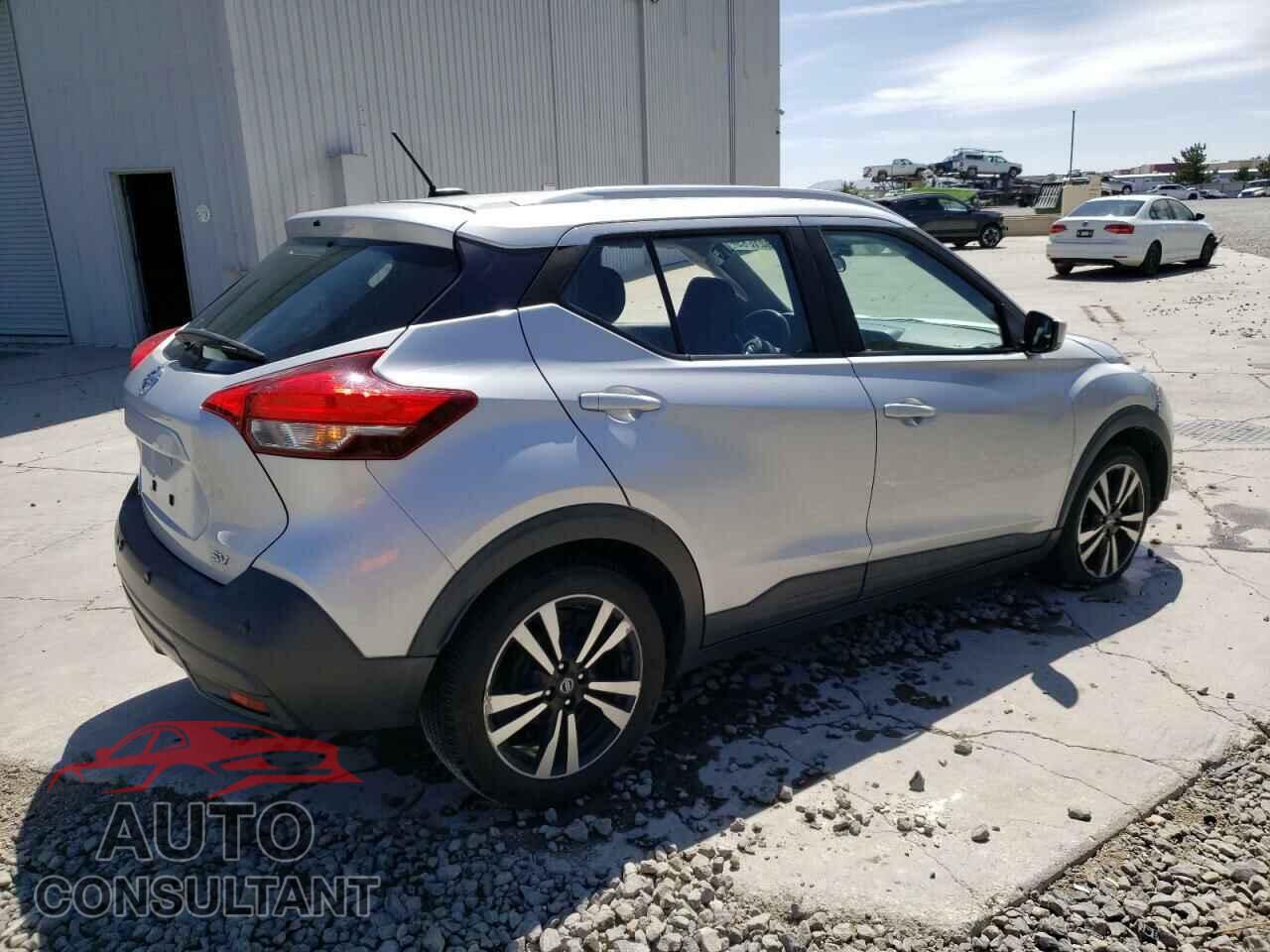 NISSAN KICKS 2020 - 3N1CP5CV3LL520670