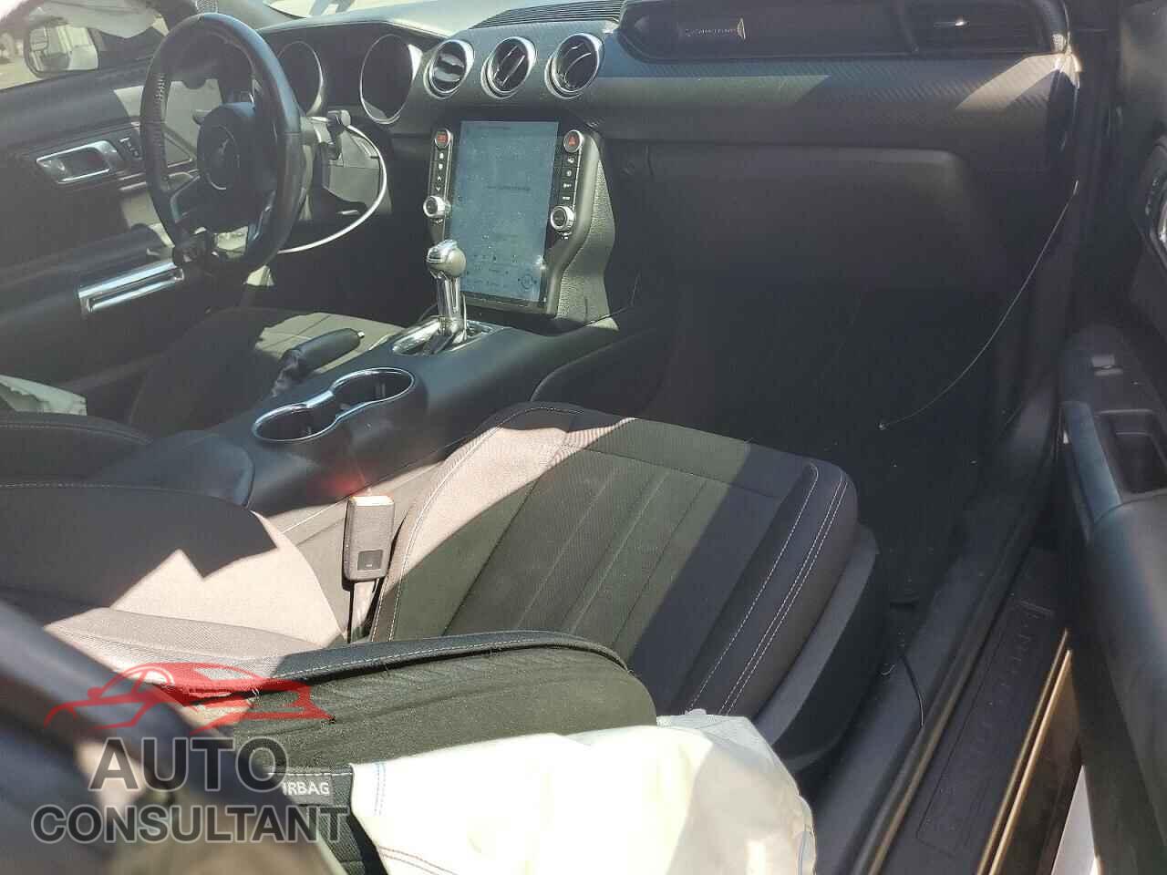 FORD MUSTANG 2018 - 1FA6P8TH2J5108975