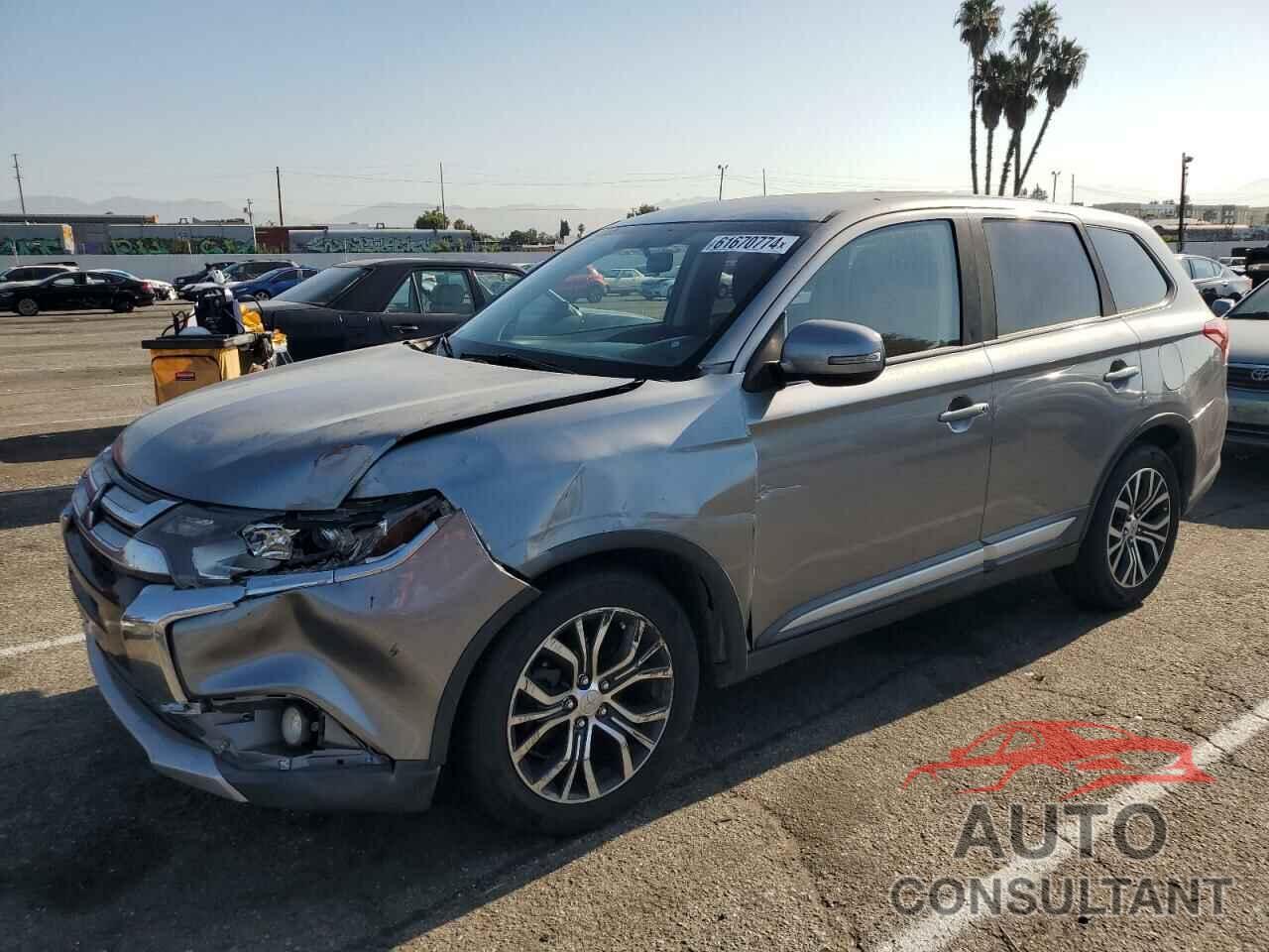 MITSUBISHI OUTLANDER 2018 - JA4AD3A39JZ016580