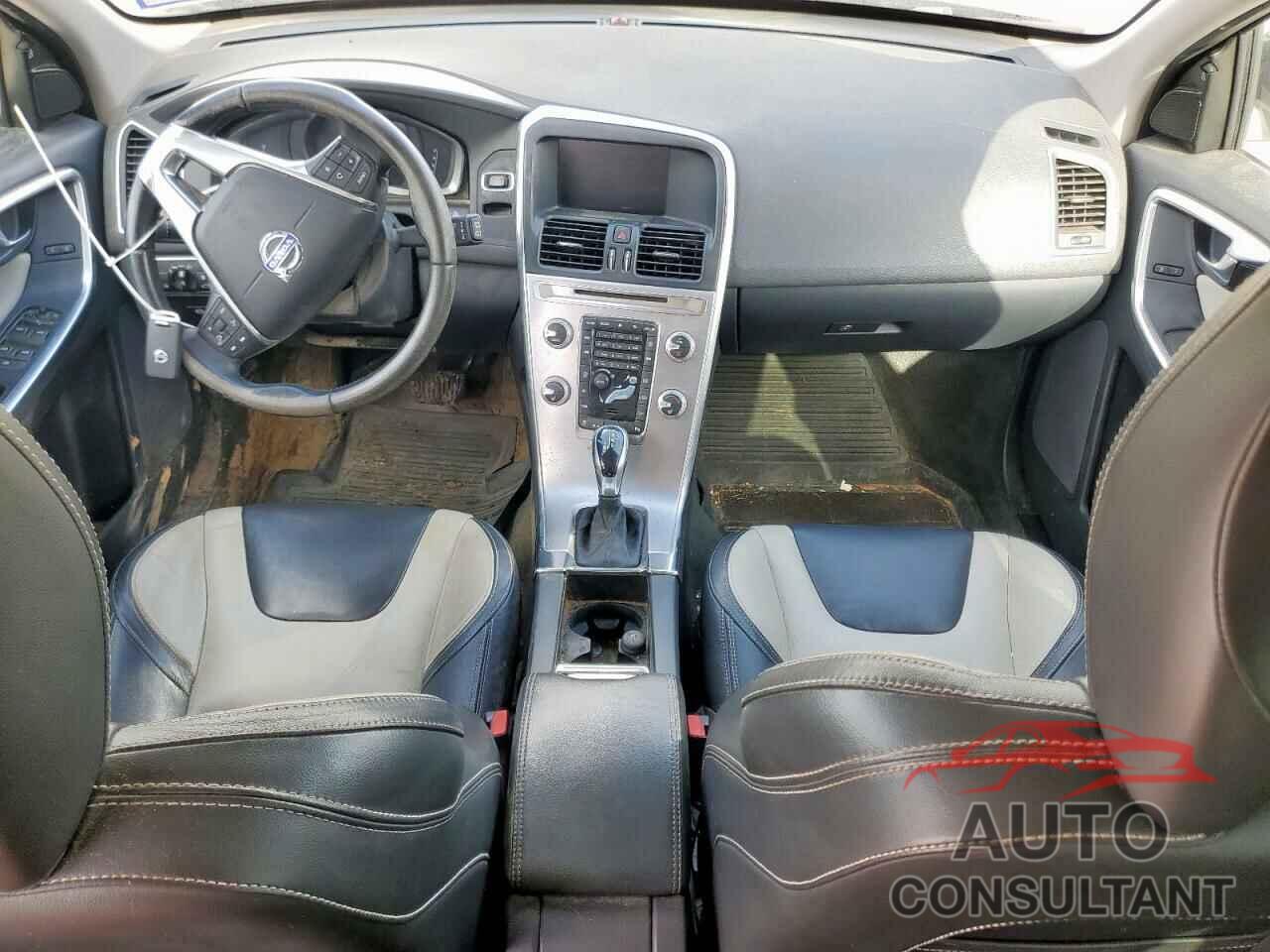 VOLVO XC60 2017 - YV440MDR6H2035625