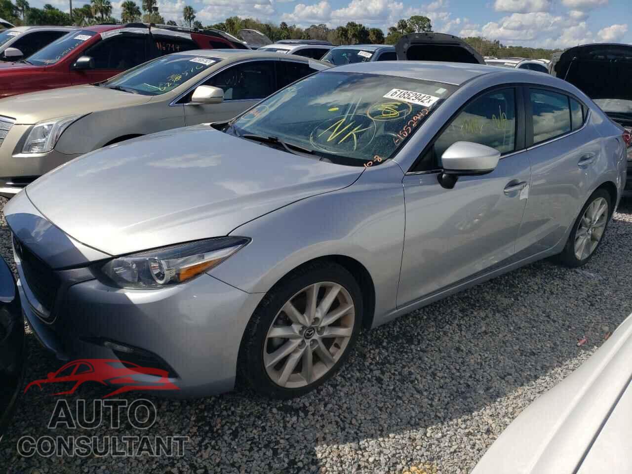 MAZDA 3 2017 - 3MZBN1V77HM110149