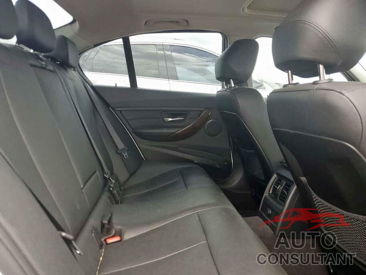 BMW 3 SERIES 2015 - WBA3A5G50FNS86613