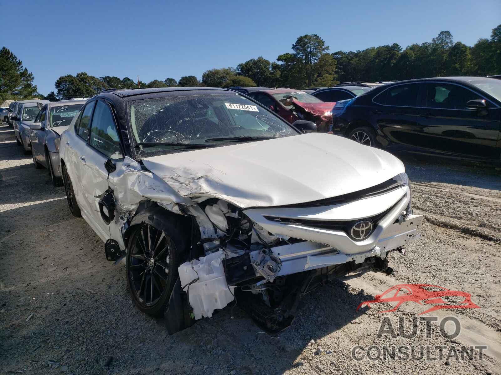 TOYOTA CAMRY 2021 - 4T1K61AK8MU464886