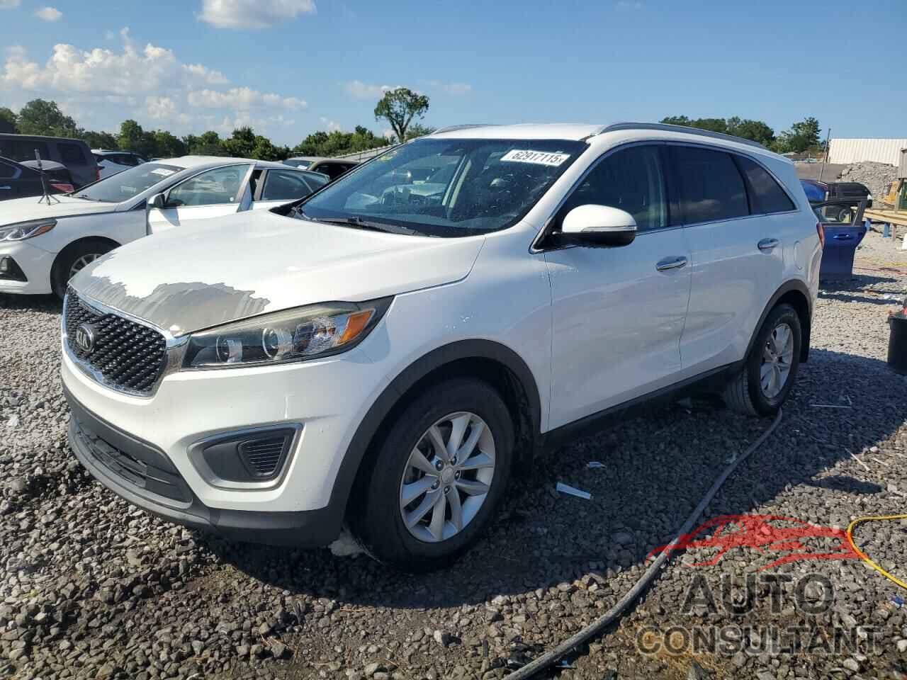 KIA SORENTO 2017 - 5XYPG4A32HG273778