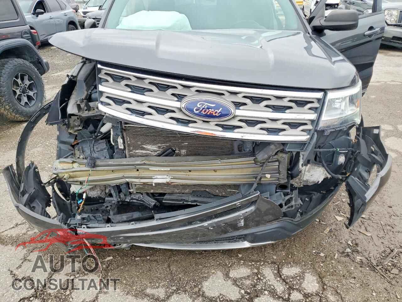 FORD EXPLORER 2018 - 1FM5K7D82JGA64764
