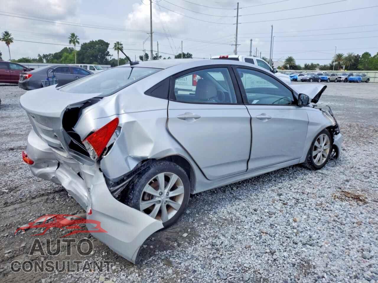 HYUNDAI ACCENT 2013 - KMHCU4AE0DU476407