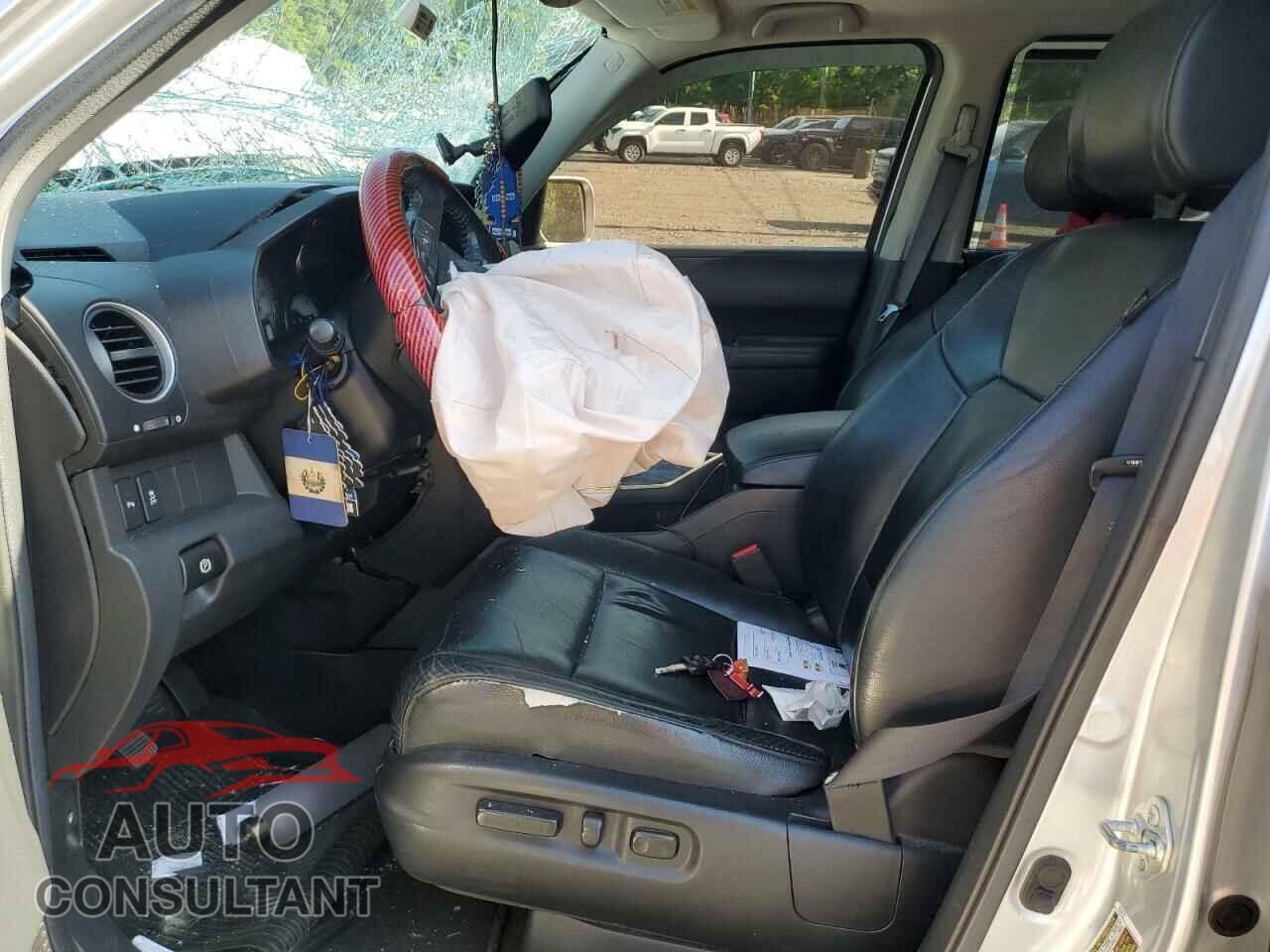 HONDA PILOT 2013 - 5FNYF4H98DB056271