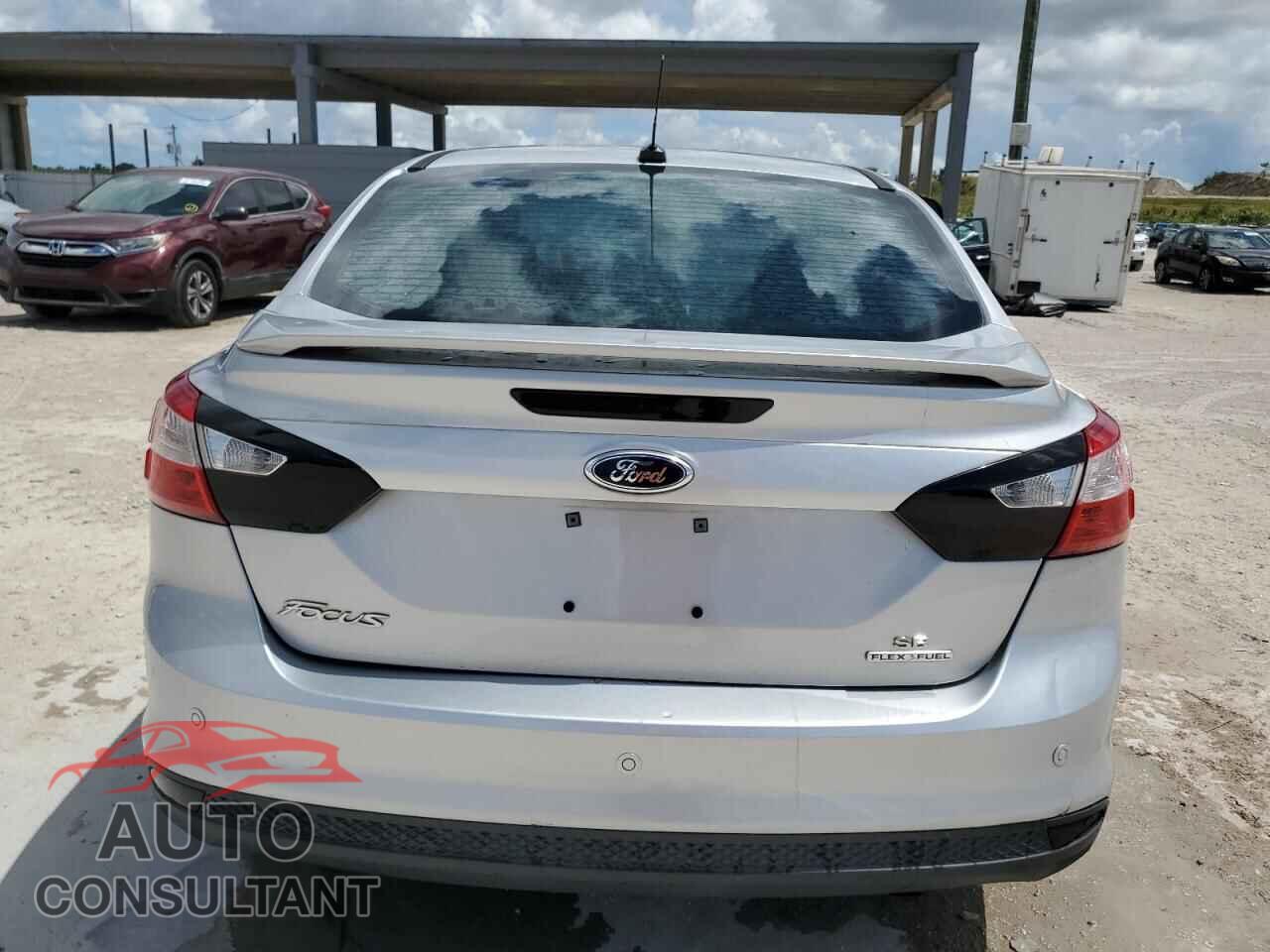 FORD FOCUS 2014 - 1FADP3F22EL436562