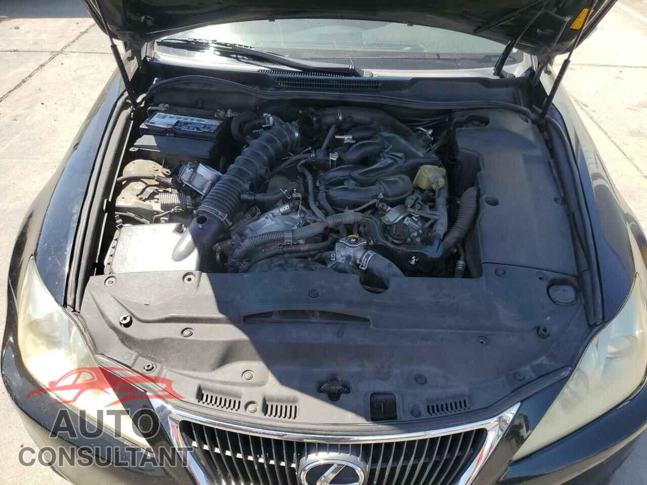 LEXUS IS 2011 - JTHBF5C25B5143967