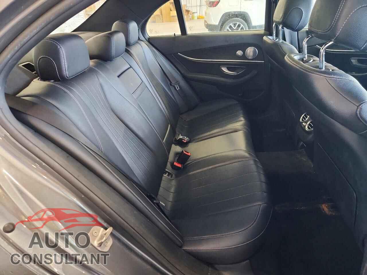 MERCEDES-BENZ E-CLASS 2017 - WDDZF4KB2HA022959