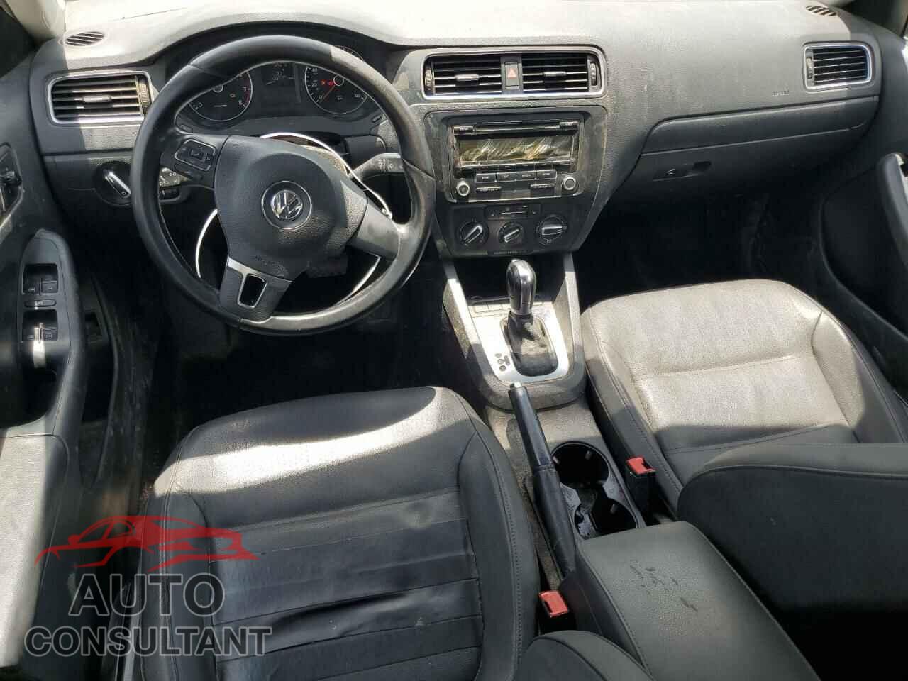 VOLKSWAGEN JETTA 2012 - 3VWDX7AJ0CM337019