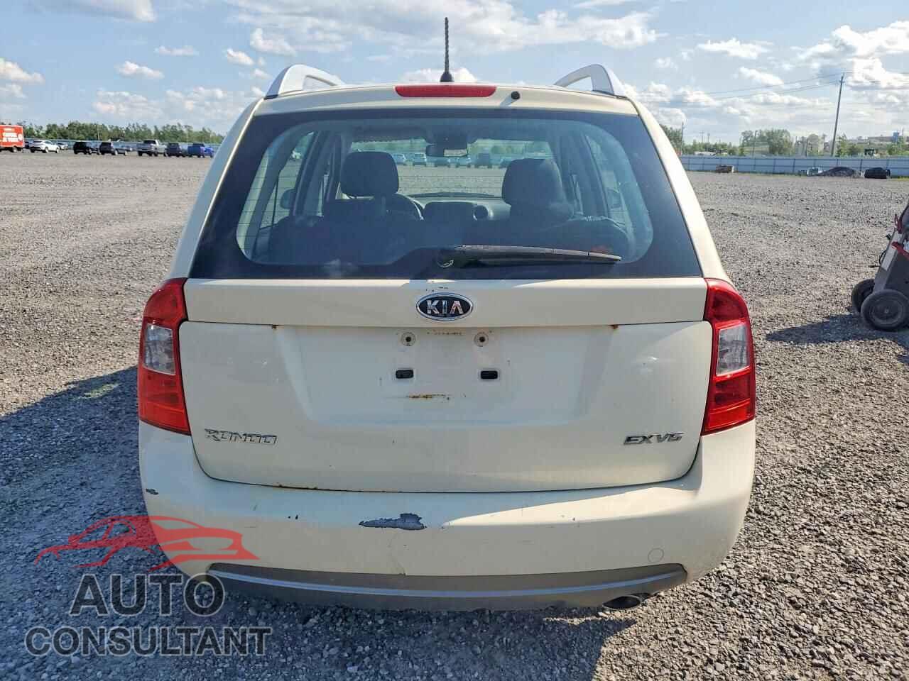 KIA RONDO 2012 - KNAHH8A65C7408564