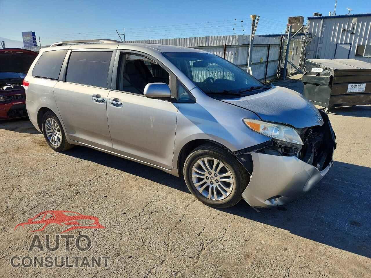 TOYOTA SIENNA 2011 - 5TDYK3DC4BS062939