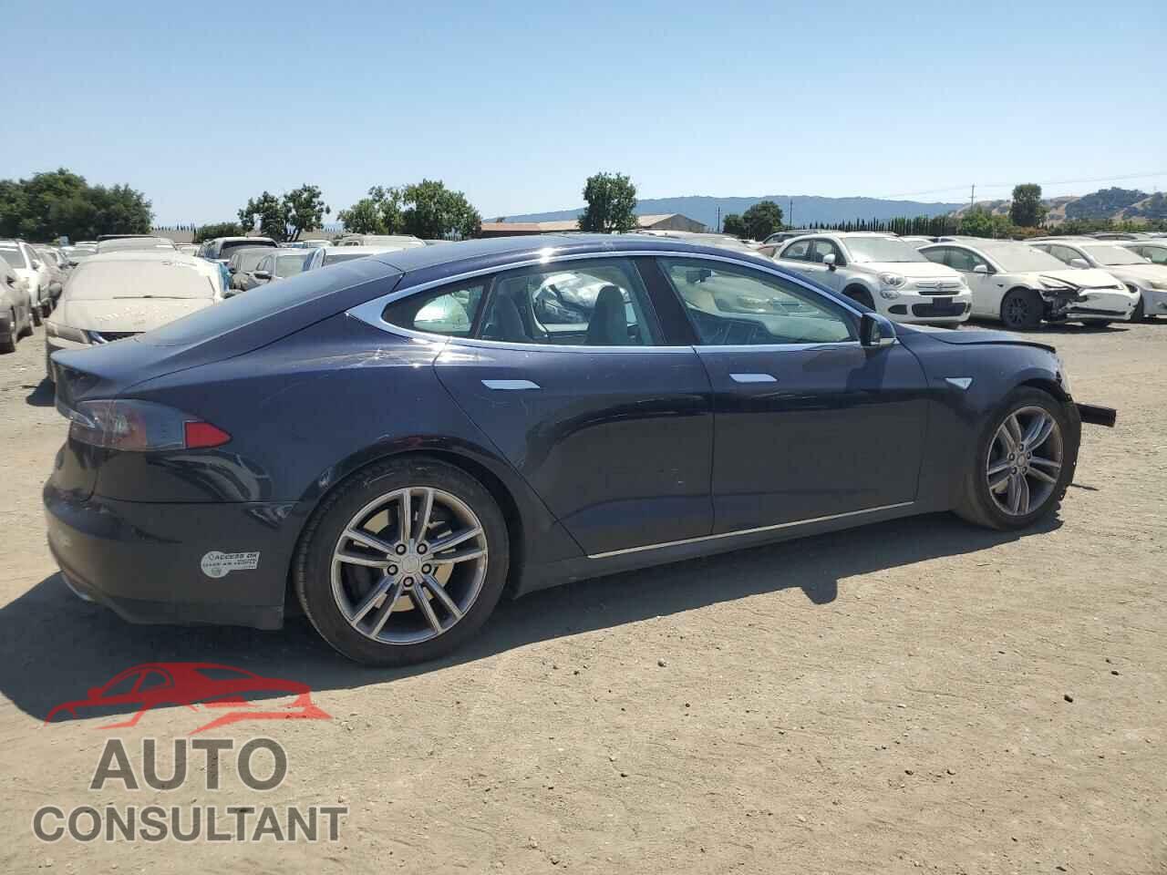 TESLA MODEL S 2012 - 5YJSA1CN9CFP02911