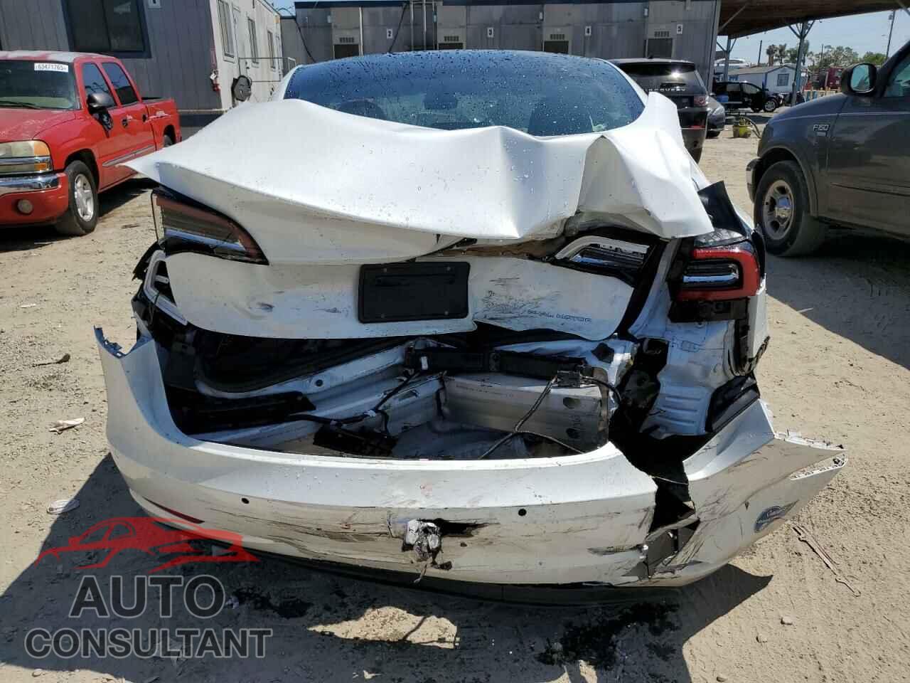 TESLA MODEL 3 2021 - 5YJ3E1EB2MF928494