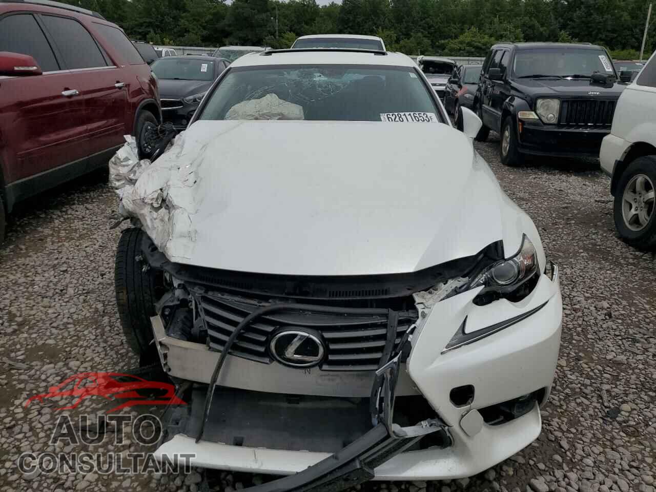 LEXUS IS 2016 - JTHBA1D2XG5022588