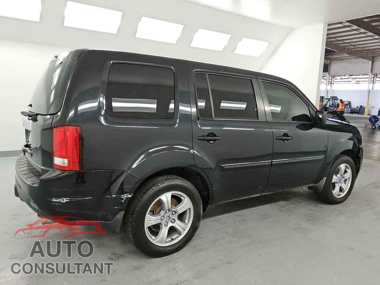 HONDA PILOT 2013 - 5FNYF3H43DB010684
