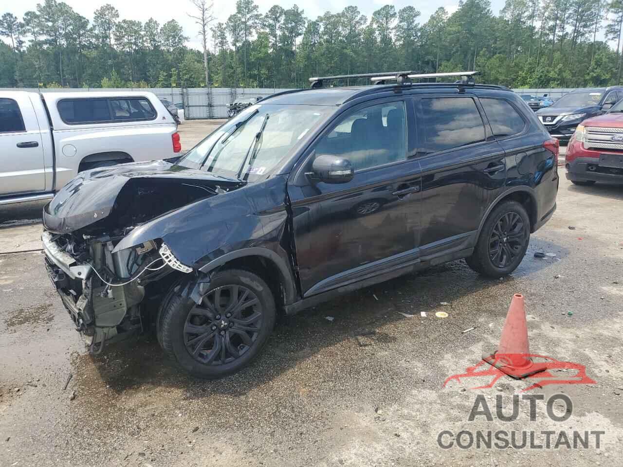 MITSUBISHI OUTLANDER 2018 - JA4AZ3A30JZ027291