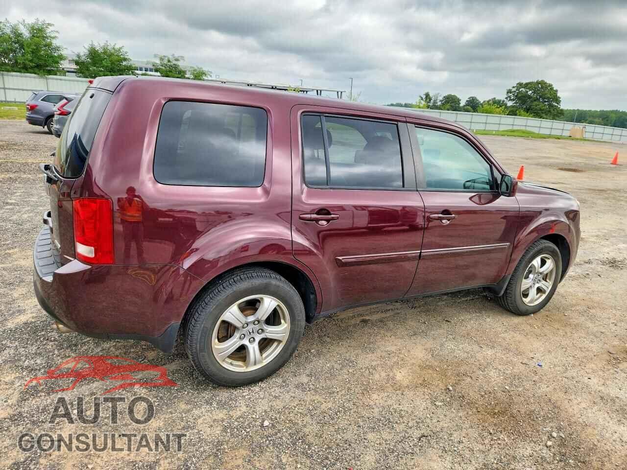 HONDA PILOT 2015 - 5FNYF4H56FB020062
