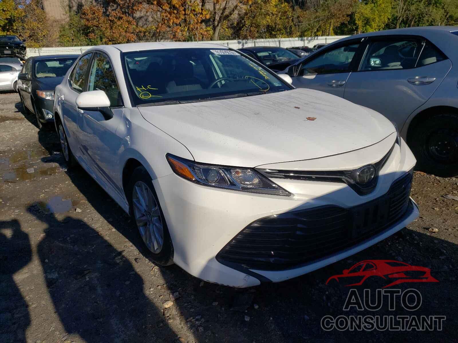 TOYOTA CAMRY 2019 - 4T1B11HK7KU240803