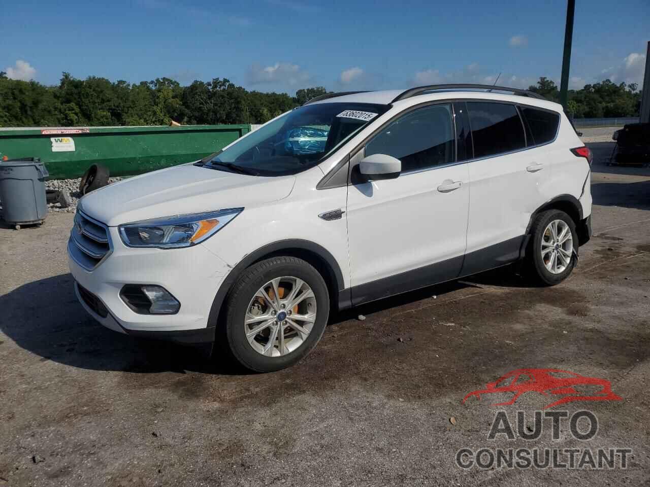 FORD ESCAPE 2018 - 1FMCU0GD7JUC54658