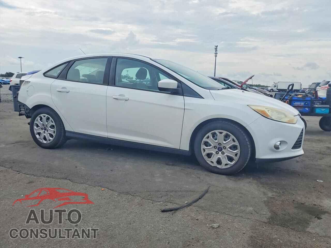 FORD FOCUS 2012 - 1FAHP3F24CL377982