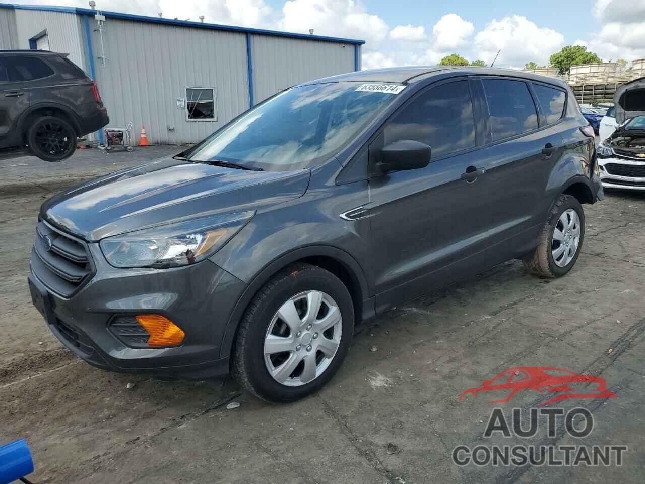 FORD ESCAPE 2018 - 1FMCU0F71JUC40217