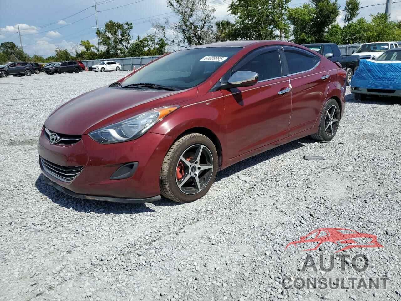 HYUNDAI ELANTRA 2013 - KMHDH4AE8DU713248
