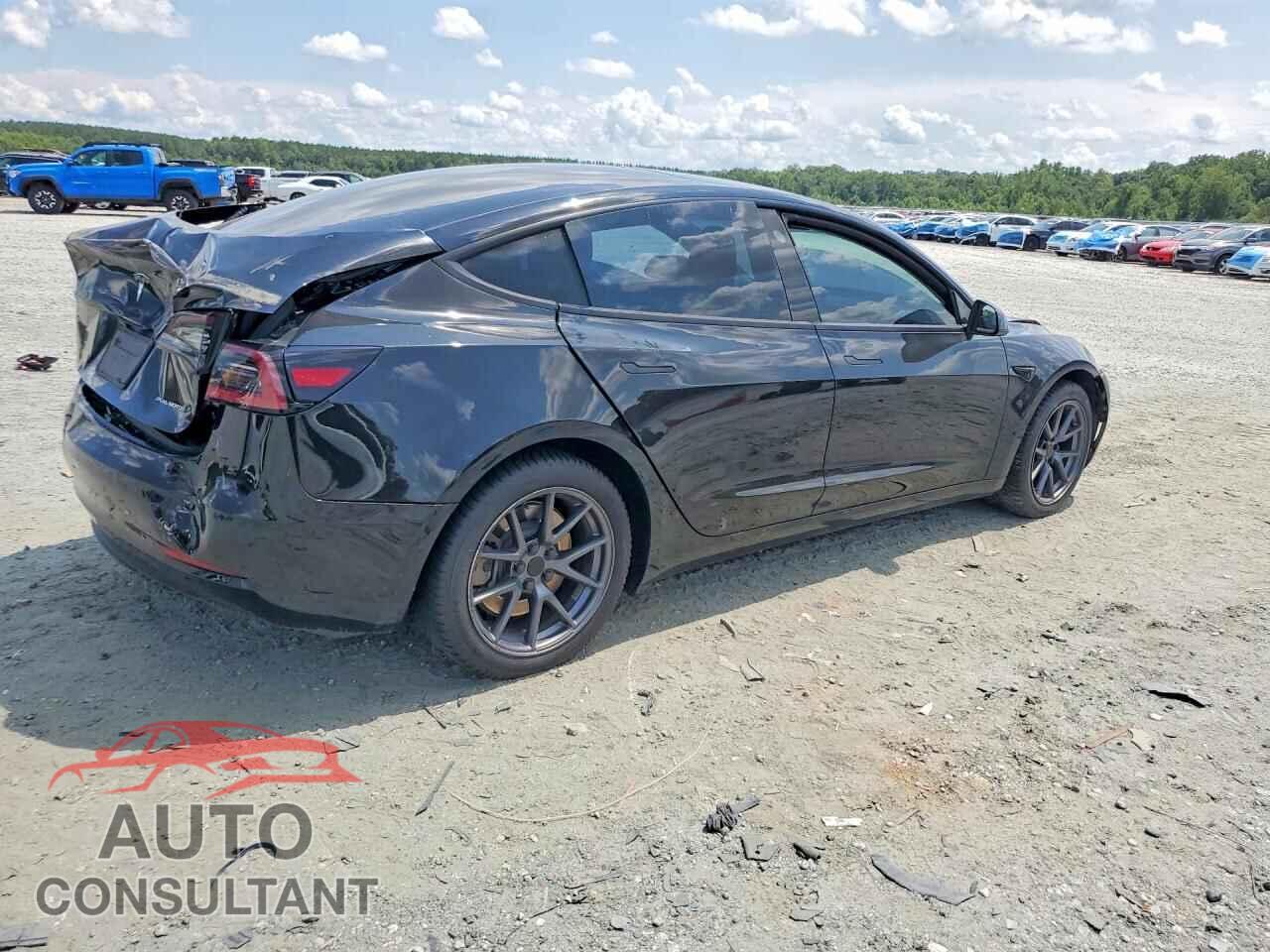 TESLA MODEL 3 2021 - 5YJ3E1EB0MF033084