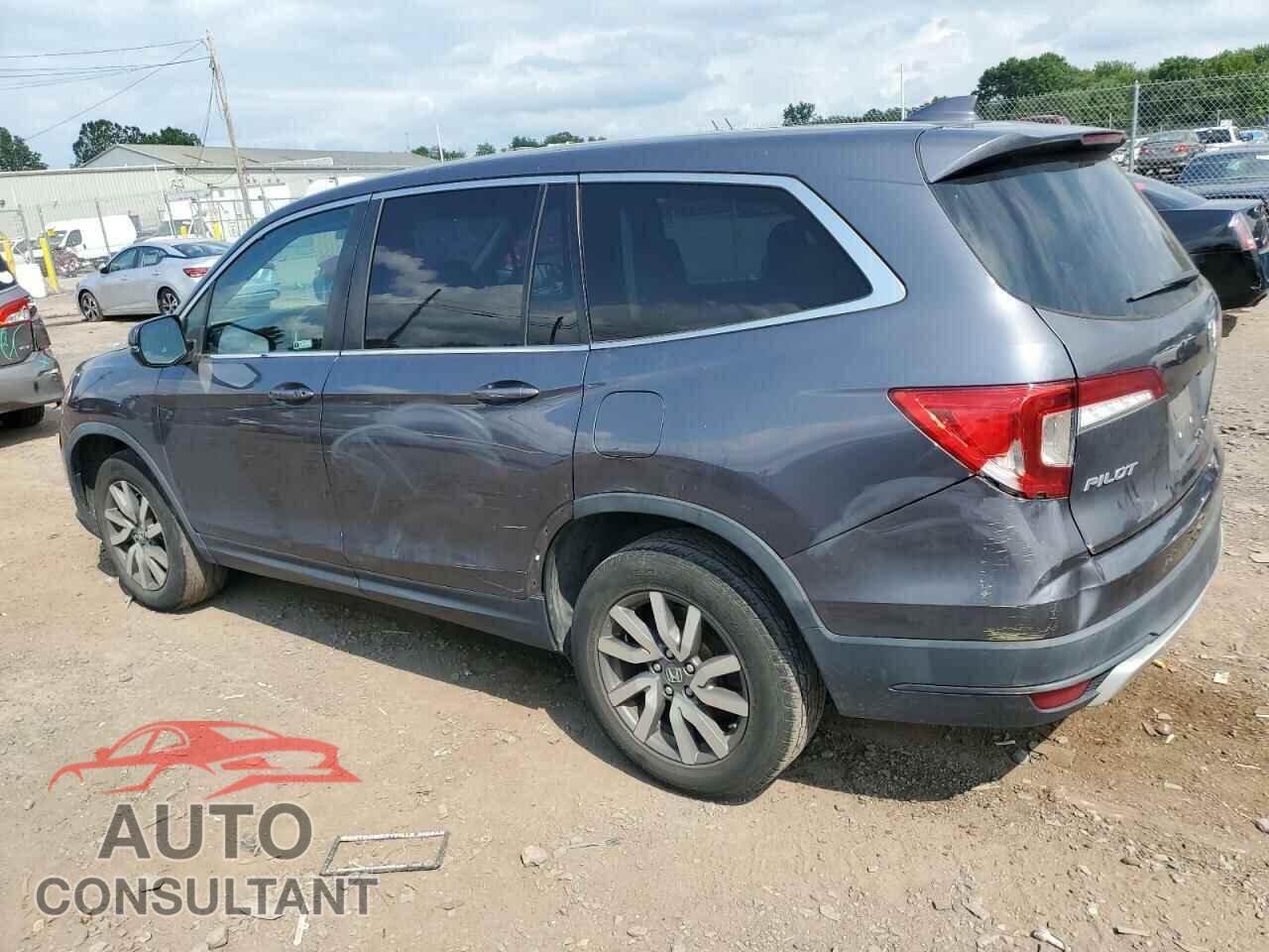 HONDA PILOT 2019 - 5FNYF6H33KB047529