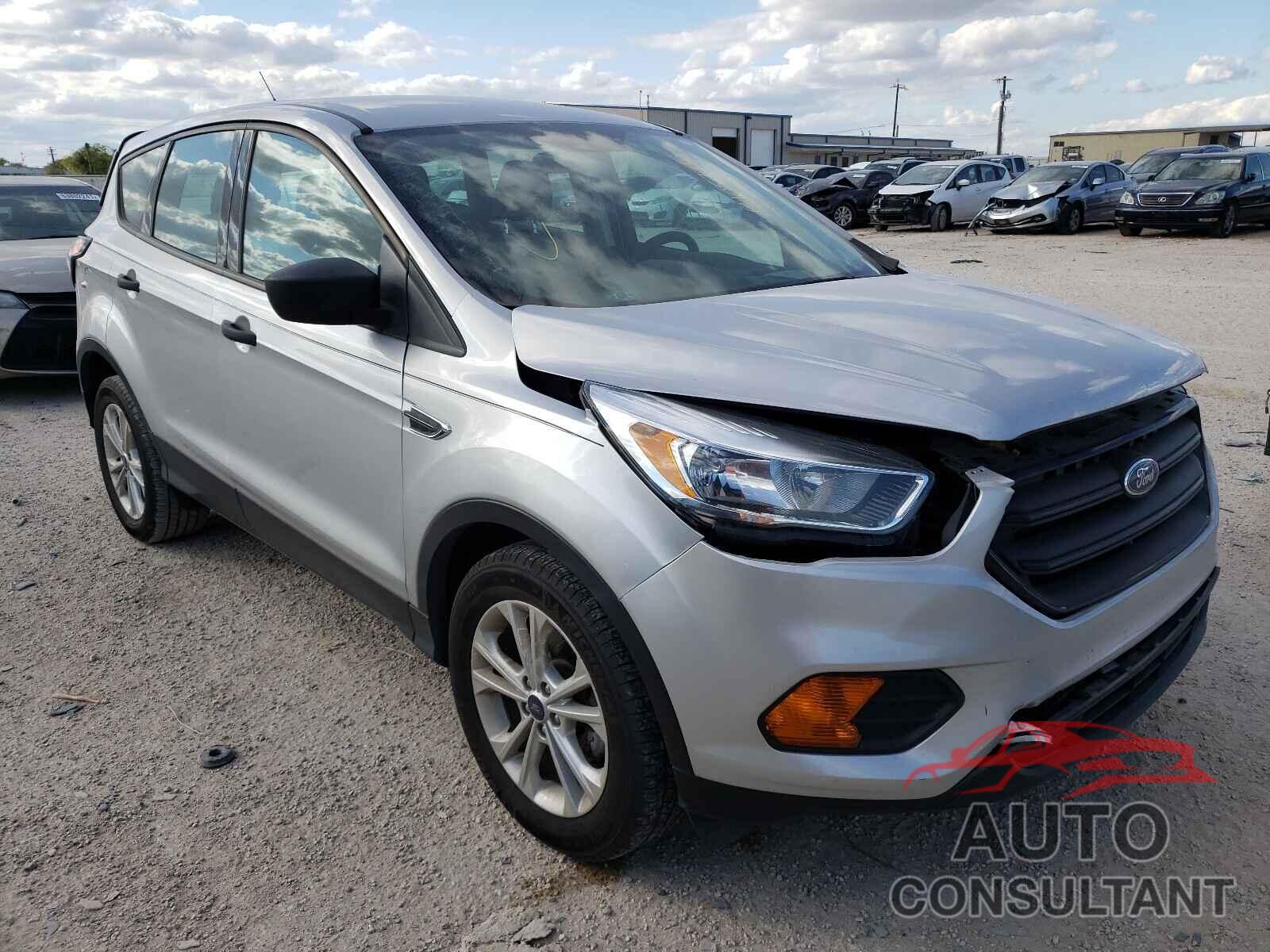 FORD ESCAPE 2017 - 1FMCU0F72HUD60215