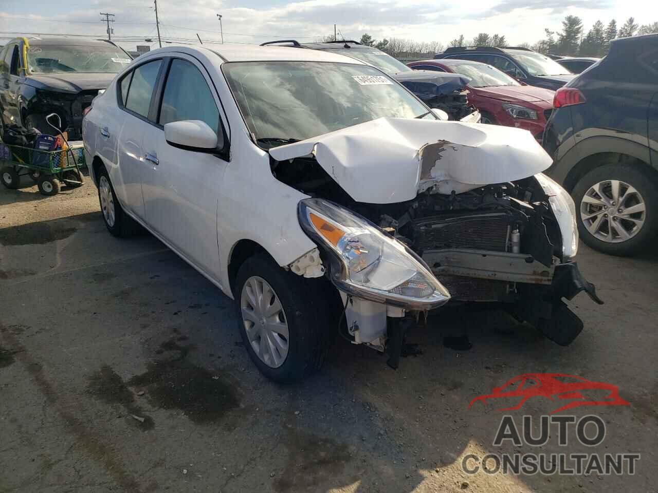 NISSAN VERSA 2018 - 3N1CN7APXJL878867