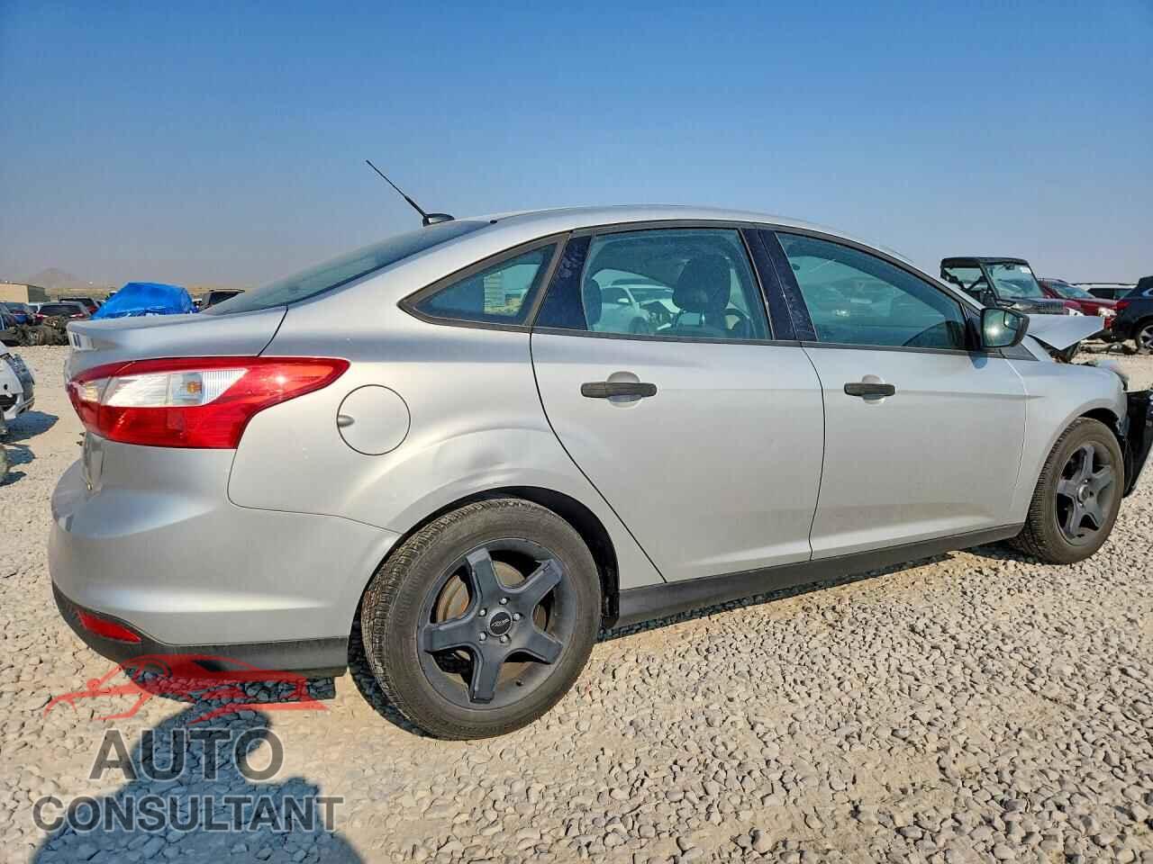 FORD FOCUS 2014 - 1FADP3E26EL390798
