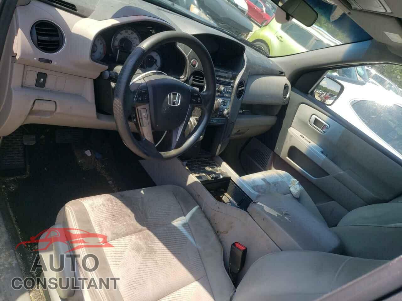 HONDA PILOT 2013 - 5FNYF4H28DB014170