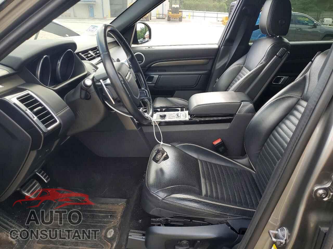LAND ROVER DISCOVERY 2017 - SALRRBBV3HA046552