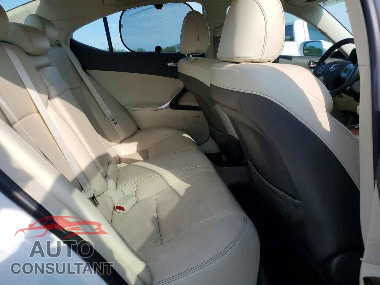LEXUS IS 2012 - JTHBF5C20C5179809