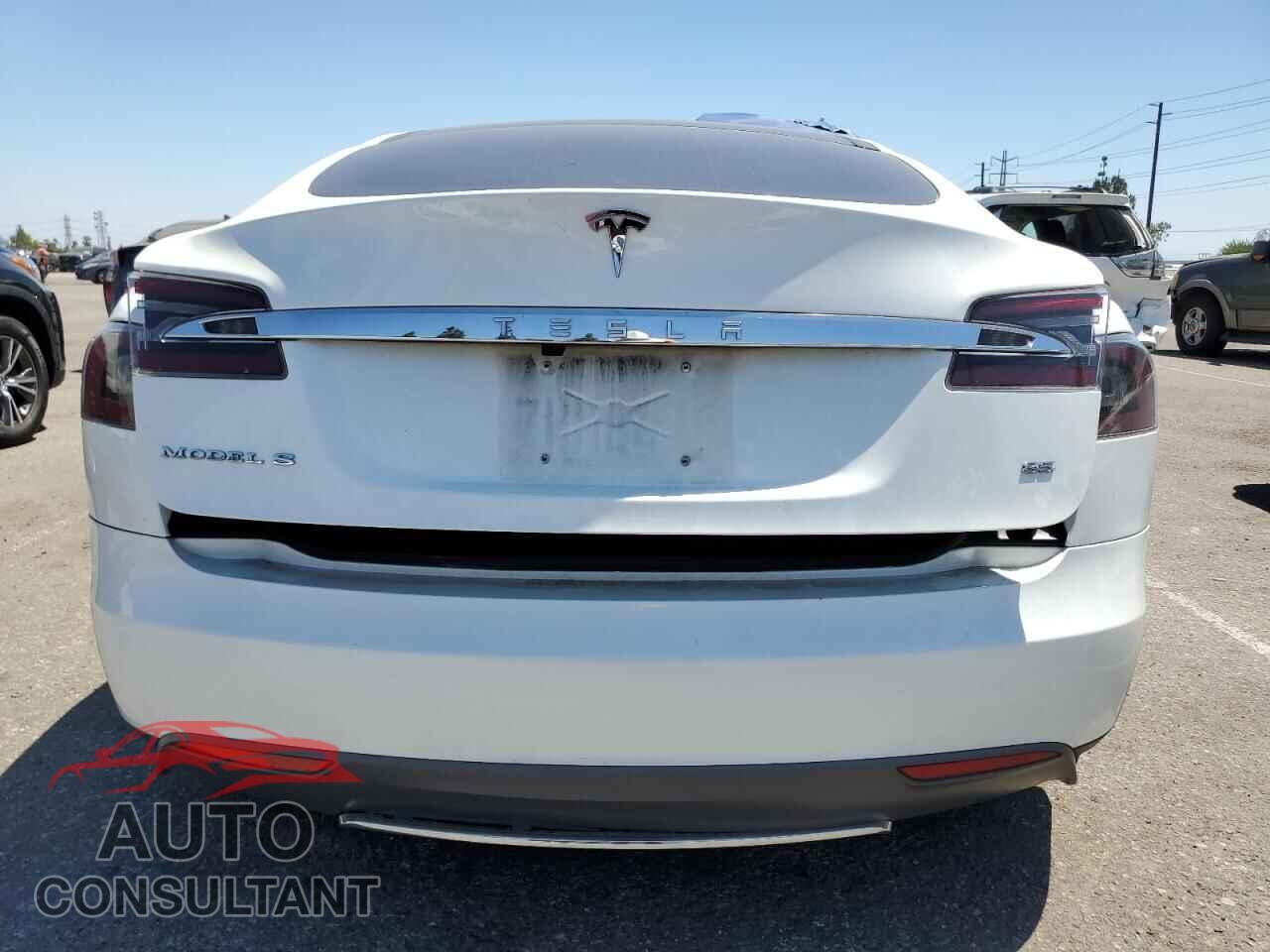TESLA MODEL S 2013 - 5YJSA1CN3DFP05871