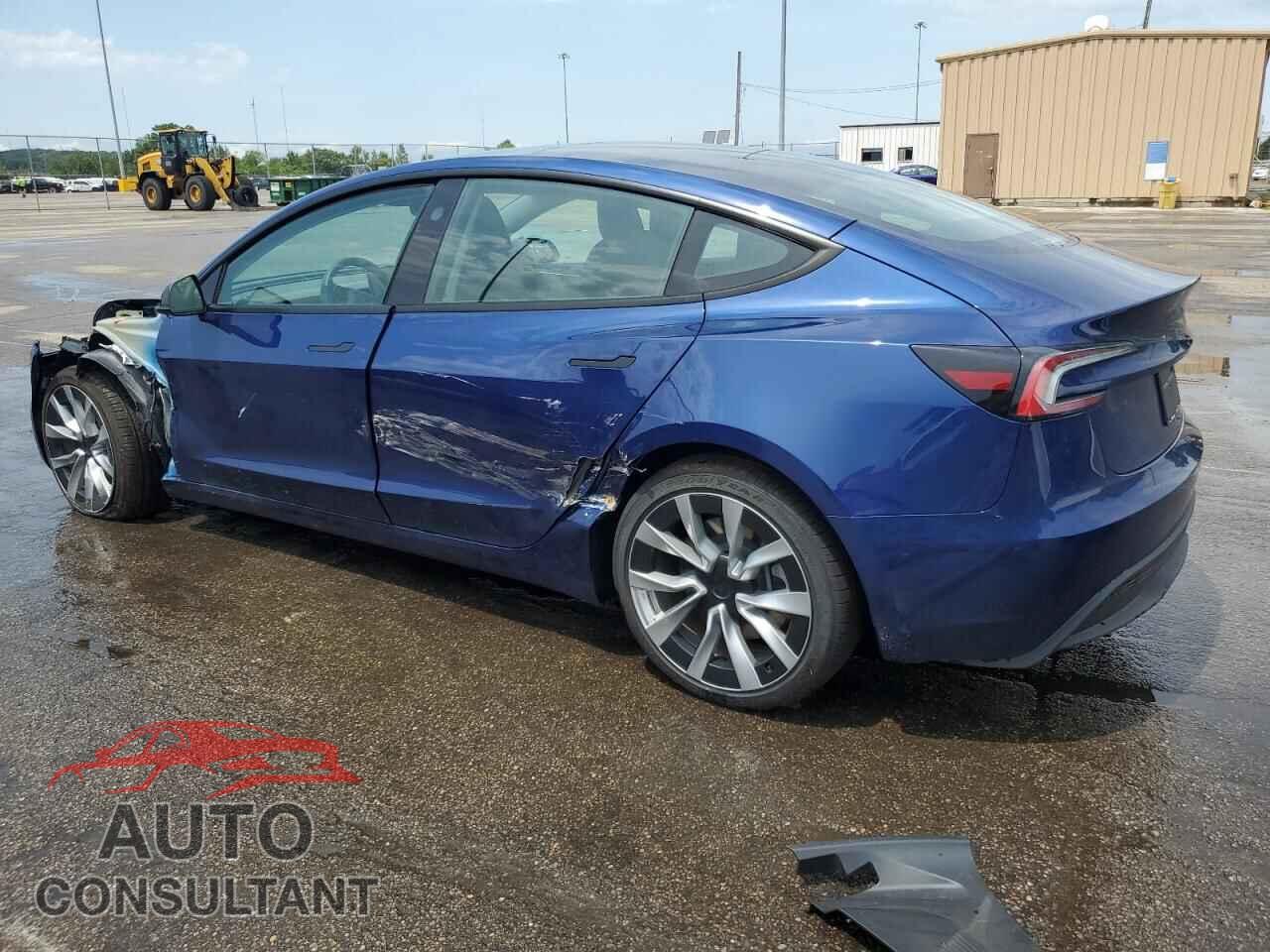 TESLA MODEL 3 2025 - 5YJ3E1EB2SF910736