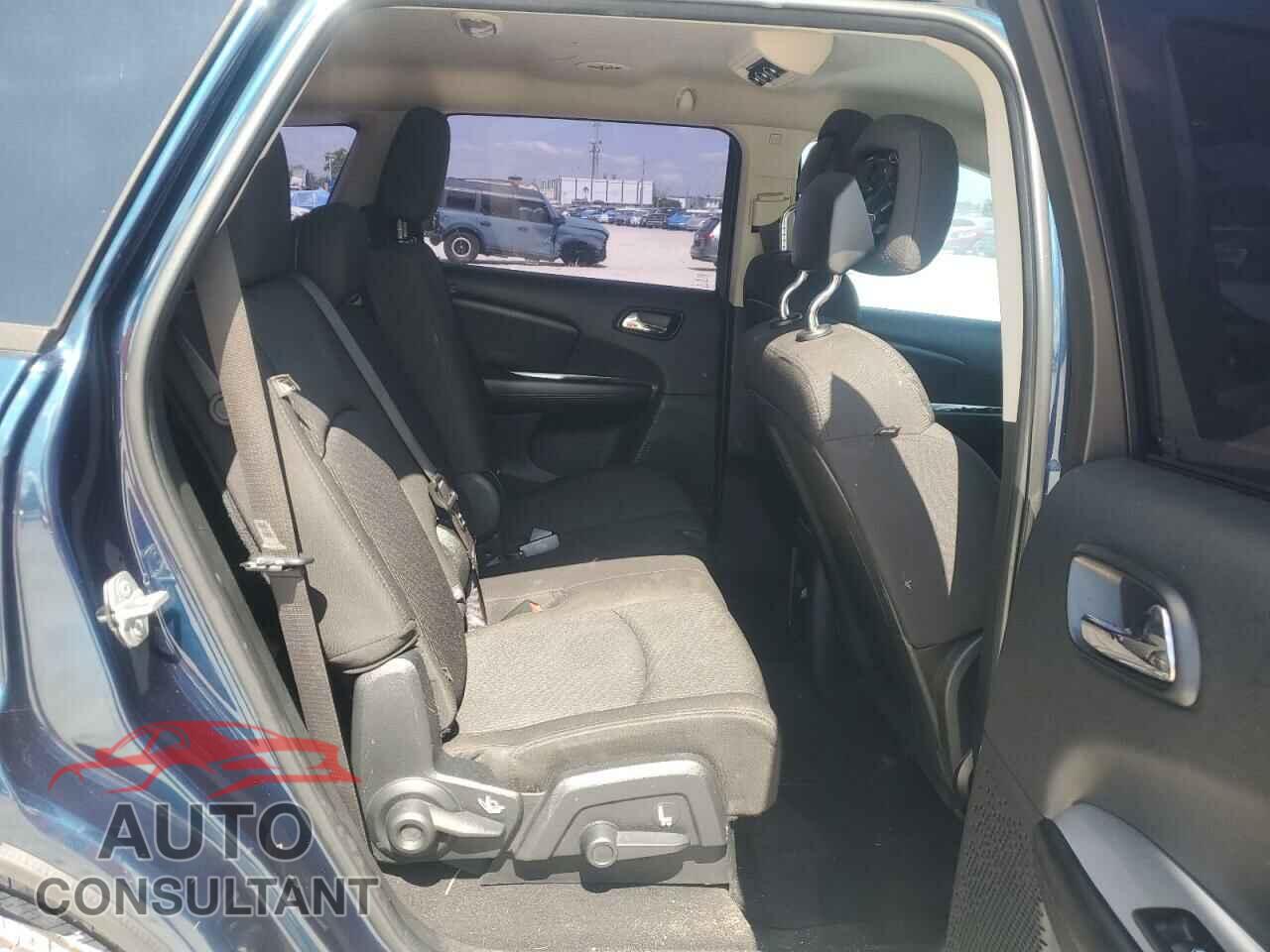DODGE JOURNEY 2015 - 3C4PDCBB1FT656822