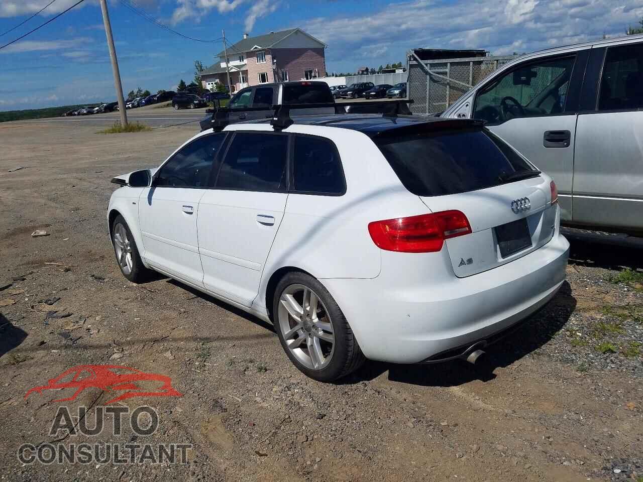 AUDI A3 2012 - WAUKJCFM7CA097534