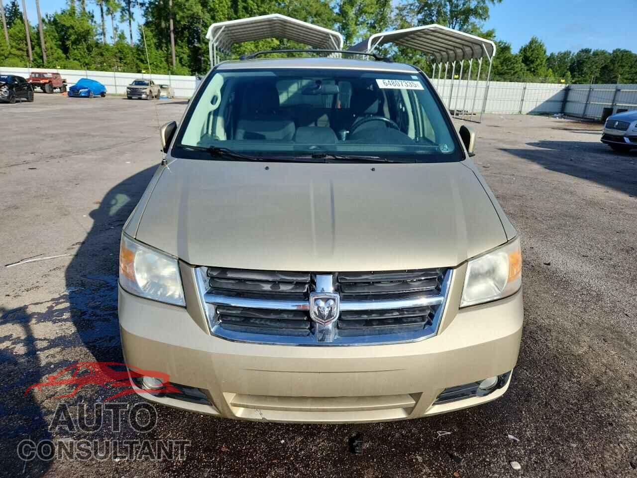 DODGE CARAVAN 2010 - 2D4RN5D10AR318171