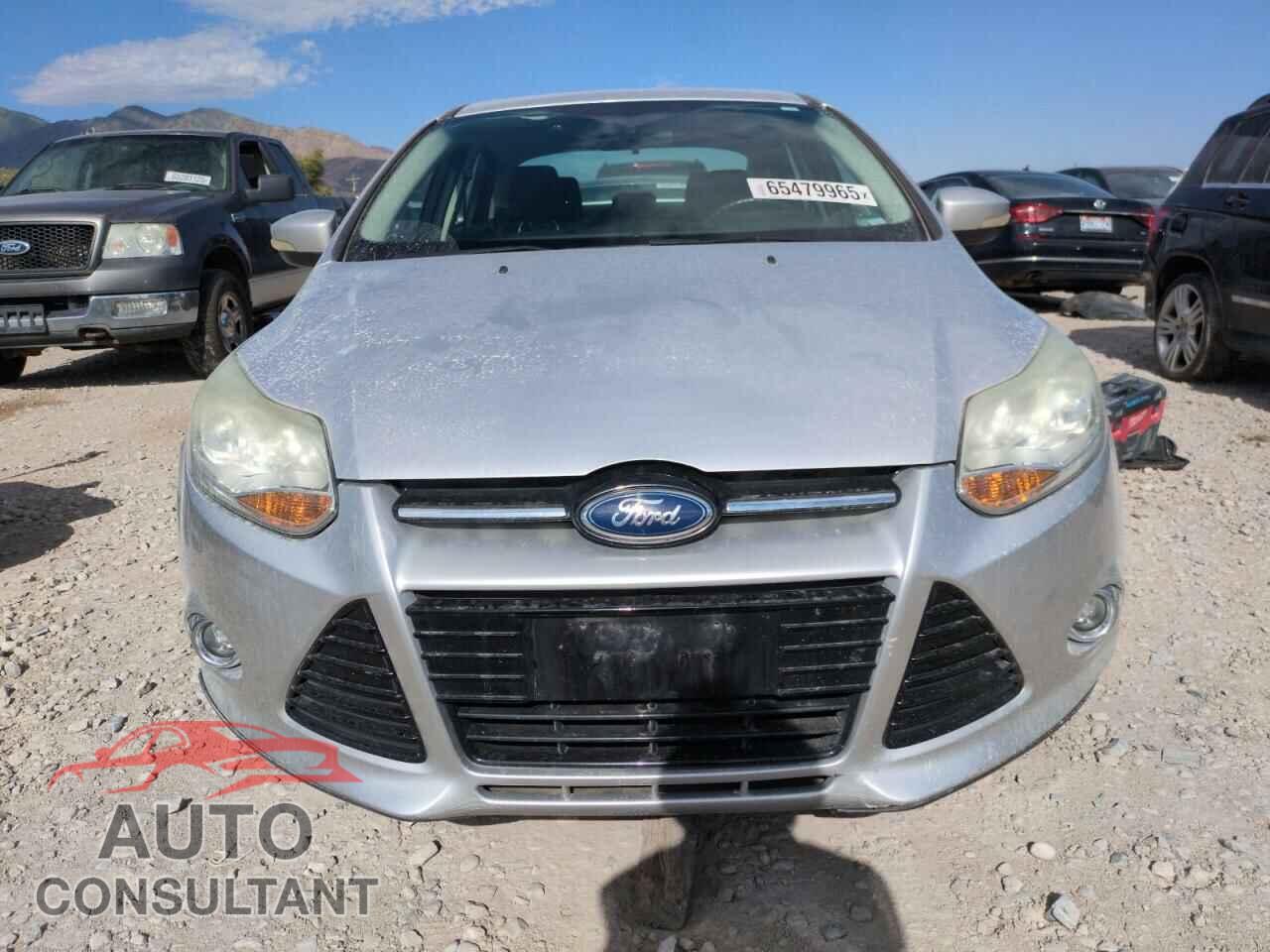 FORD FOCUS 2012 - 1FAHP3F25CL329102