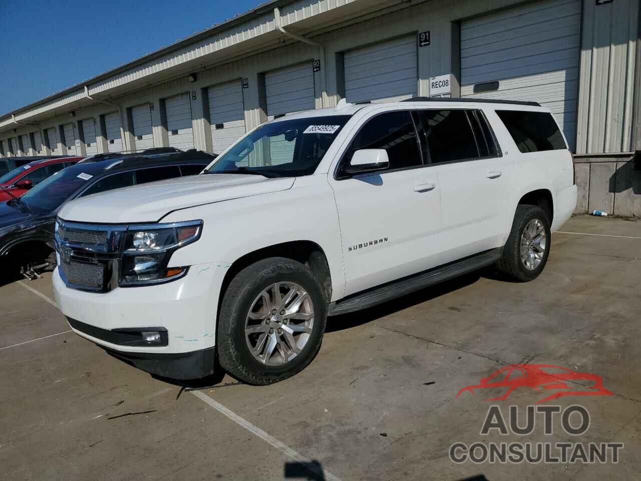 CHEVROLET SUBURBAN 2015 - 1GNSKJKC2FR621445