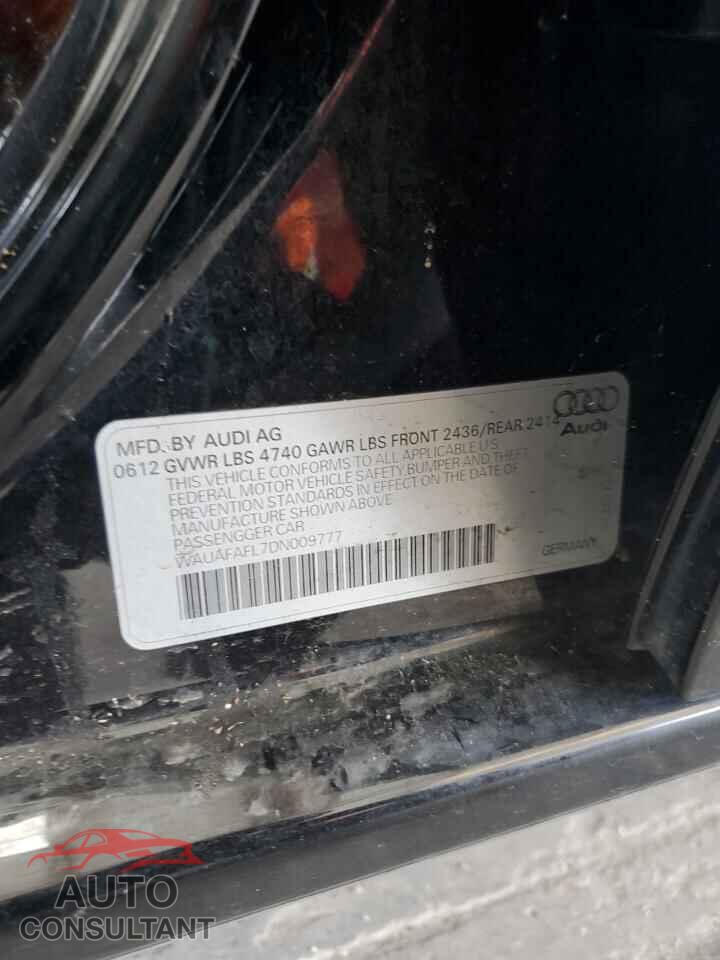 AUDI A4 2013 - WAUAFAFL7DN009777