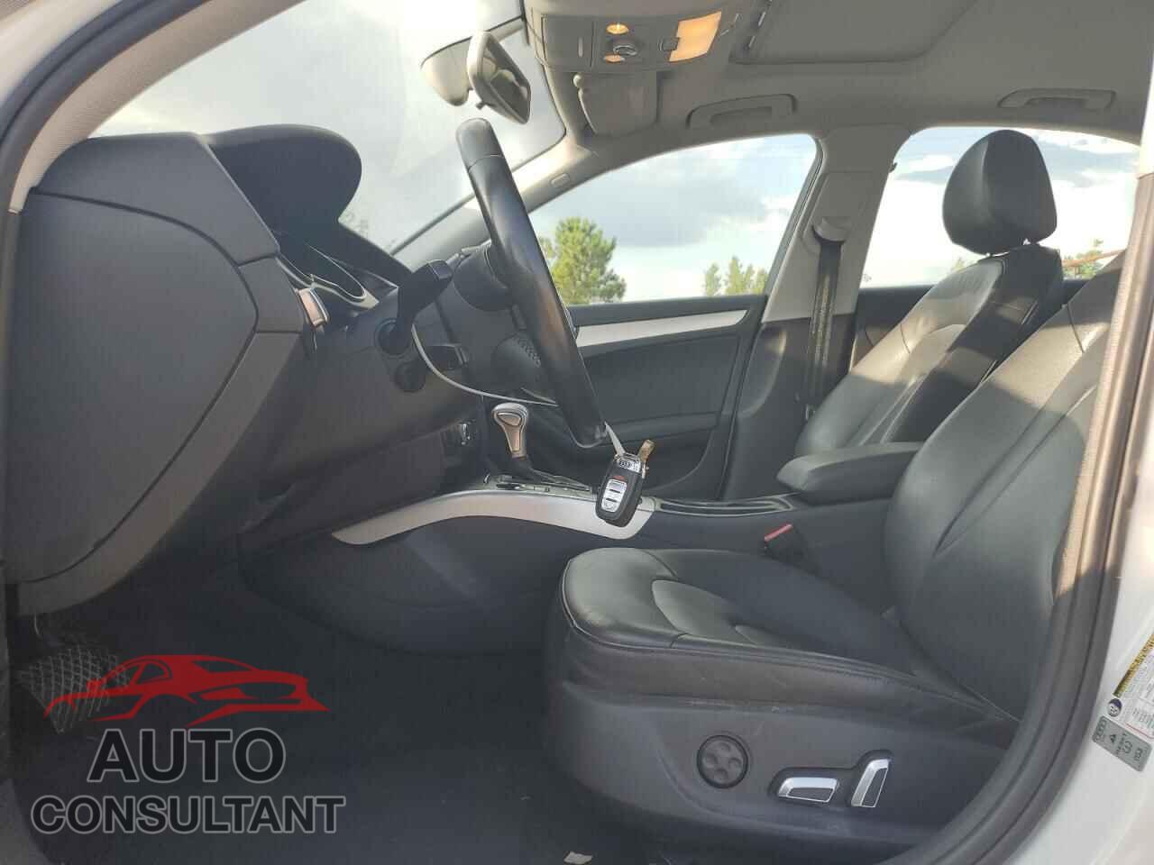 AUDI A4 2013 - WAUBFAFL6DN043312