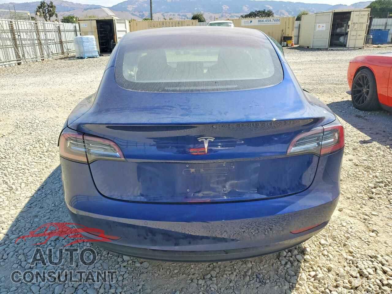TESLA MODEL 3 2018 - 5YJ3E1EA9JF040392